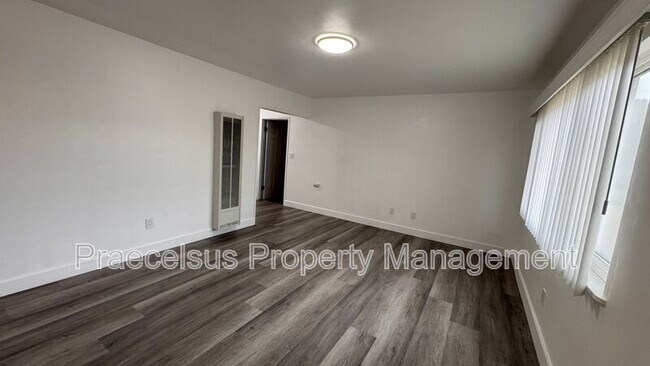 8235 Alton Dr Lemon Grove, CA 91945 photo 3