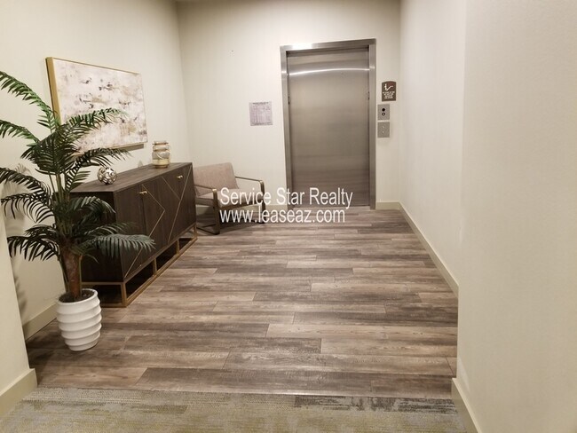 2511 W Queen Creek Rd Chandler, AZ 85248 photo 2