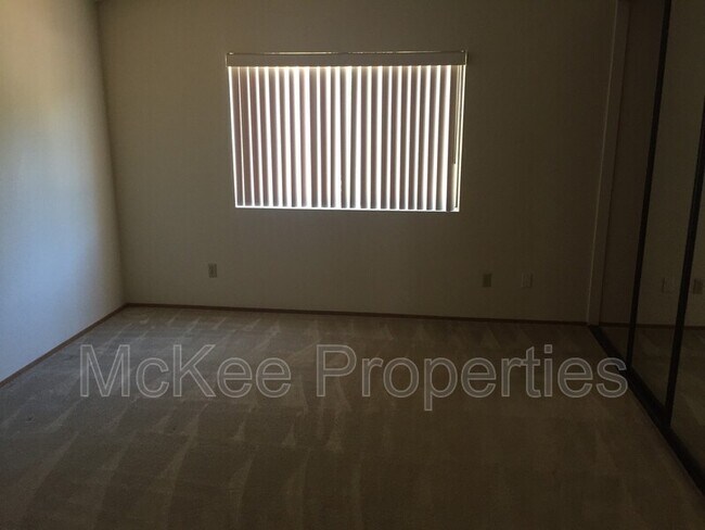 12951 Pipilo Ct San Diego, CA 92129 photo 5