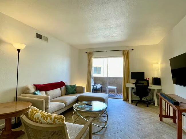 5877 N Granite Reef Rd Scottsdale, AZ 85250 photo 2