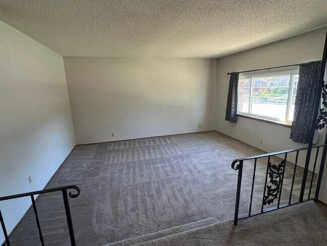 2335 Shannon Lane, Walnut Creek, CA 94598 photo 4