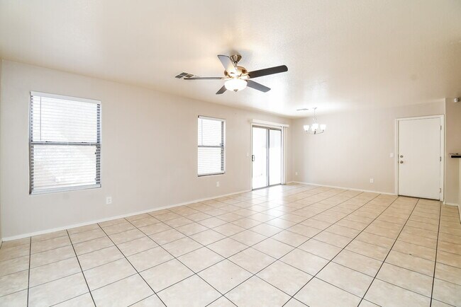 5819 E Harmony Ave Mesa, AZ 85206 photo 4