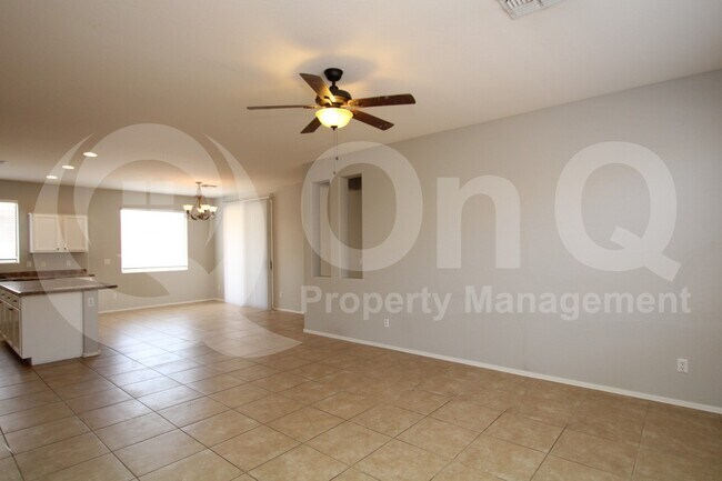 6830 S Sunnyvale Ave Gilbert, AZ 85298 photo 5