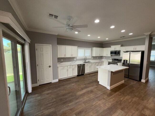 2140 E Remington Pl Chandler, AZ 85286 photo 5