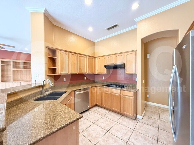 6932 W Monterey St Chandler, AZ 85226 photo 4