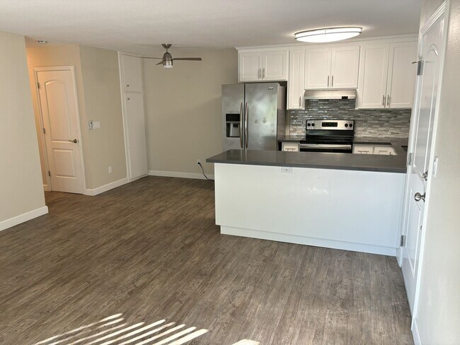 755 14th Ave Santa Cruz, CA 95062 photo 2