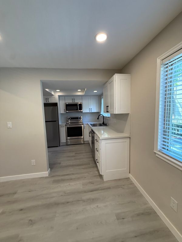 2055 Sierra Rd Concord, CA 94518 photo 3