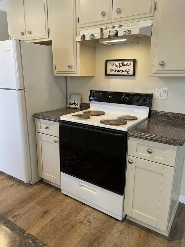 2469 Morningside St San Diego, CA 92139 photo 3