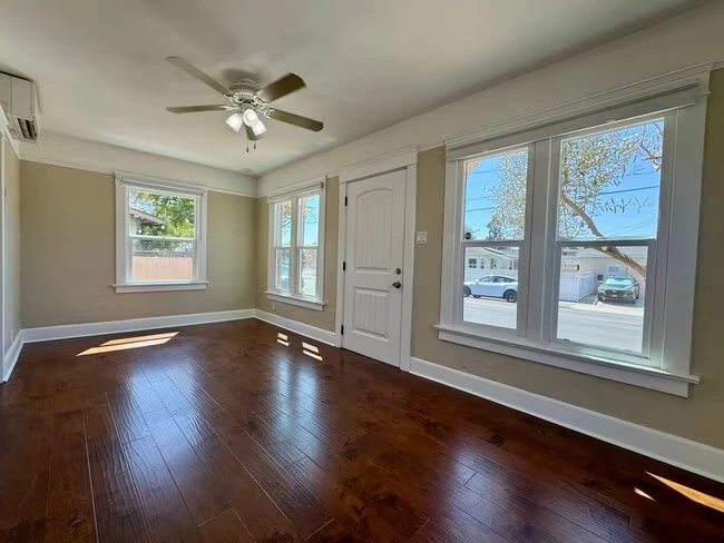 3320 Redwood St San Diego, CA 92104 photo 4
