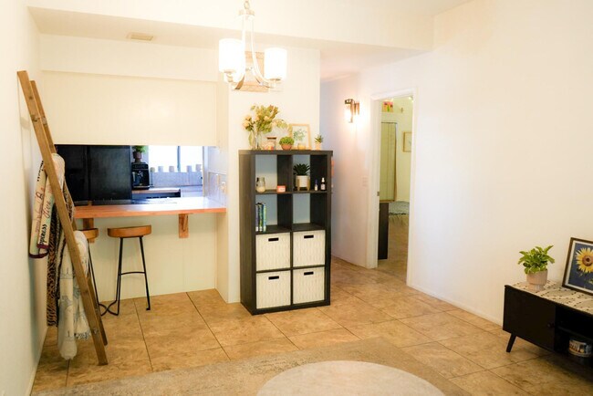 11666 N 28th Dr Phoenix, AZ 85029 photo 4