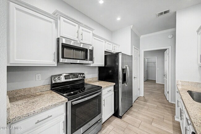 7009 E Acoma Dr Scottsdale, AZ 85254 photo 5