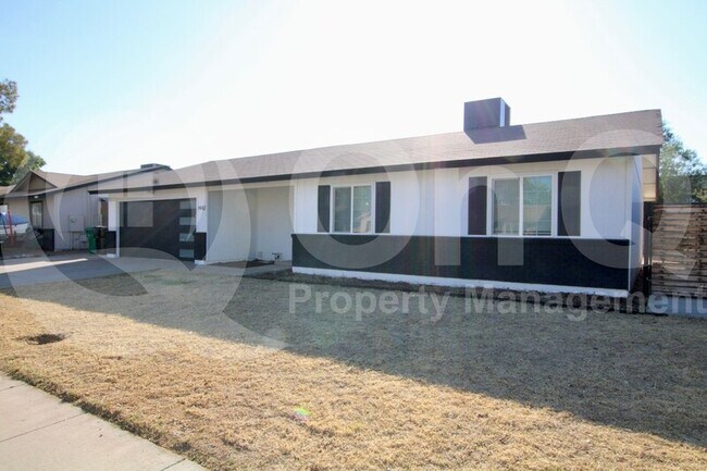1442 S 37th St Mesa, AZ 85206 photo 2