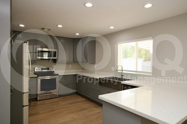1442 S 37th St Mesa, AZ 85206 photo 4