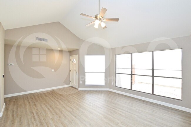 1501 E Commerce Ave Gilbert, AZ 85234 photo 5