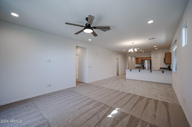 9028 W Georgia Ave Glendale, AZ 85305 photo 5
