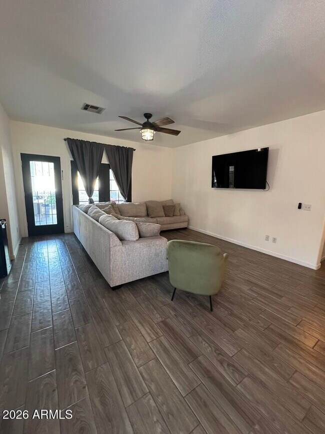 2527 N Silverado Mesa, AZ 85215 photo 4