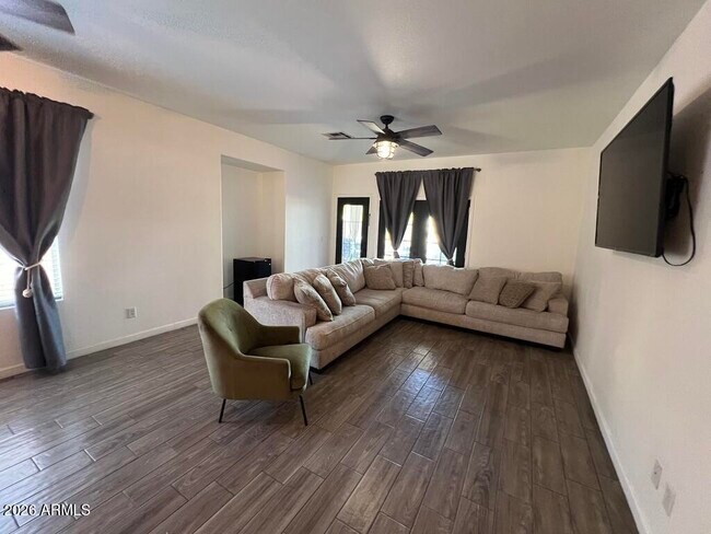 2527 N Silverado Mesa, AZ 85215 photo 5