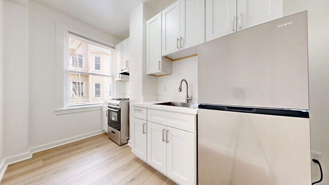 505 Taylor St San Francisco, CA 94102 photo 2