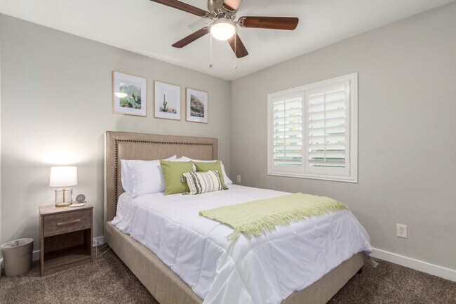 14442 N 50th St Scottsdale, AZ 85254 photo 5
