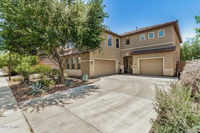 17585 West Marshall Lane
