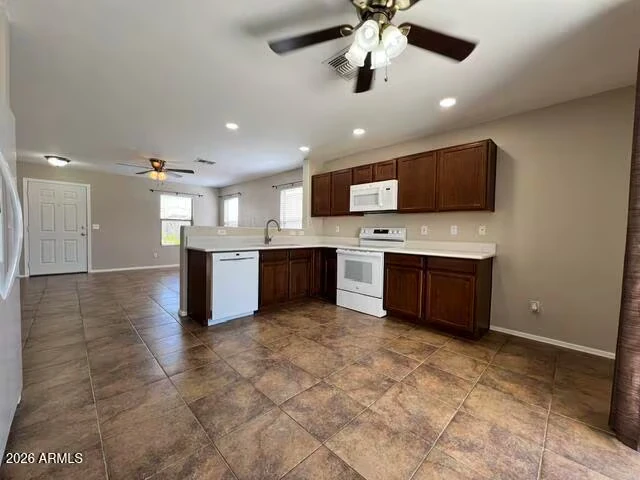 2849 W San Carlos Ln San Tan Valley, AZ 85142 photo 5
