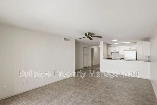 18624 N 93rd Ave Peoria, AZ 85382 photo 3