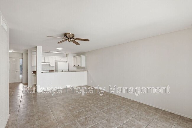 18624 N 93rd Ave Peoria, AZ 85382 photo 4