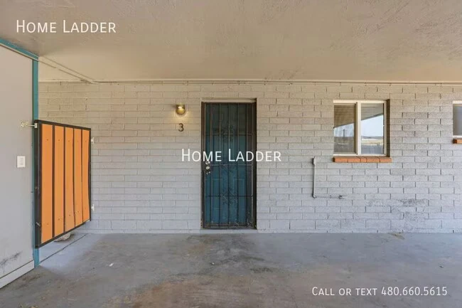 6747 N 26th Ave Phoenix, AZ 85017 photo 2
