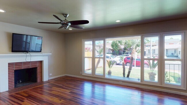 5705 Mary Ln Dr San Diego, CA 92115 photo 2