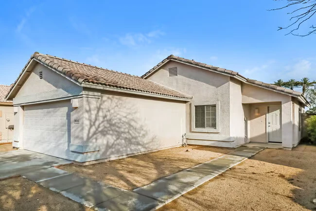 14002 W Cornerstone Trail Surprise, AZ 85374 photo 3