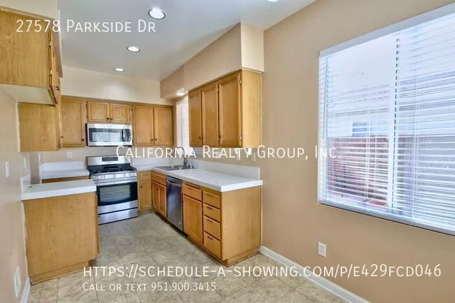 27578 Parkside Dr Temecula, CA 92591 photo 3