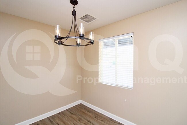7031 E Cypress St Scottsdale, AZ 85257 photo 5