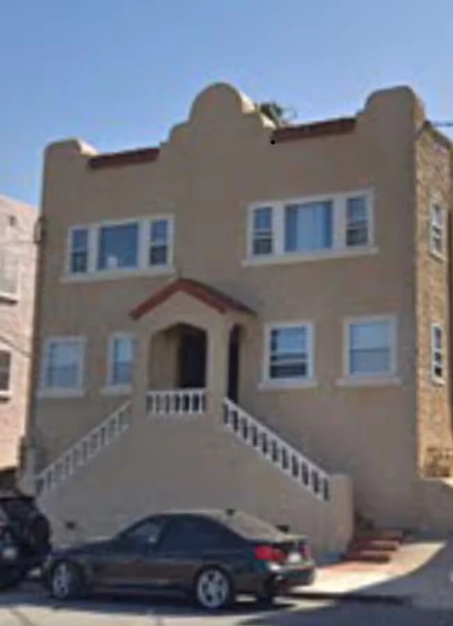 2253 Curlew St San Diego, CA 92101 photo 5
