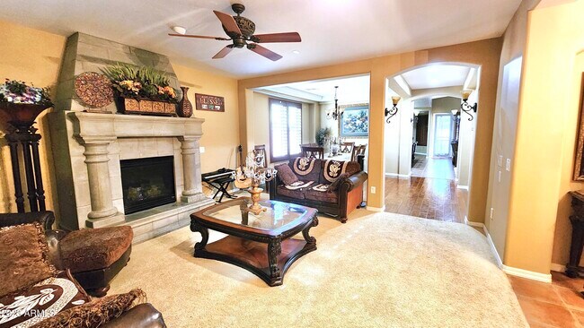 3094 S Ashley Dr Chandler, AZ 85286 photo 5