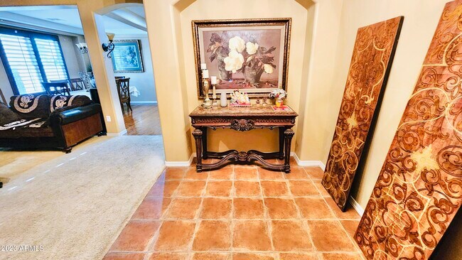3094 S Ashley Dr Chandler, AZ 85286 photo 4
