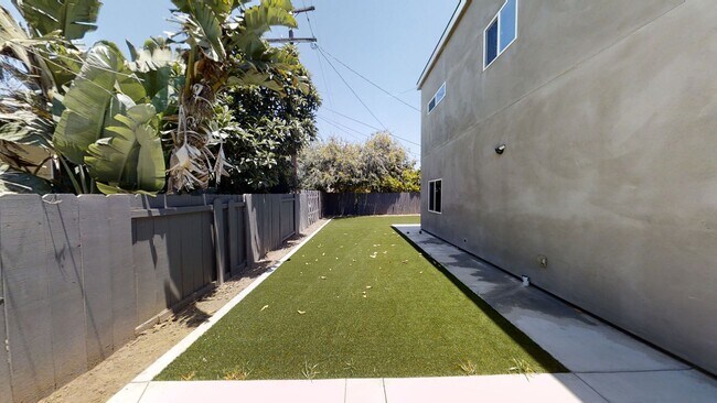 6154 Dorothy Dr San Diego, CA 92115 photo 5