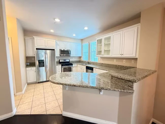 1831 Crimson Ct Chula Vista, CA 91913 photo 2