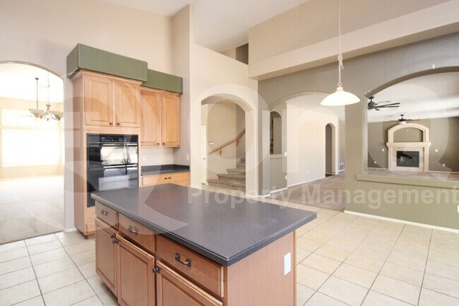 2290 W Maplewood St Chandler, AZ 85286 photo 4