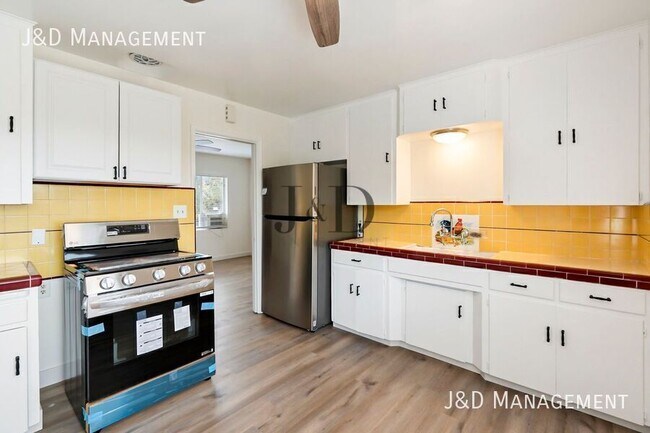 6191 Lorca Dr San Diego, CA 92115 photo 4