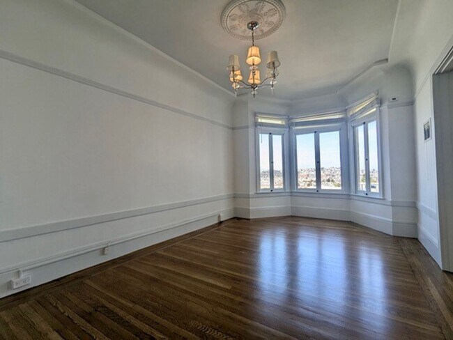 1125 Dolores St San Francisco, CA 94110 photo 3