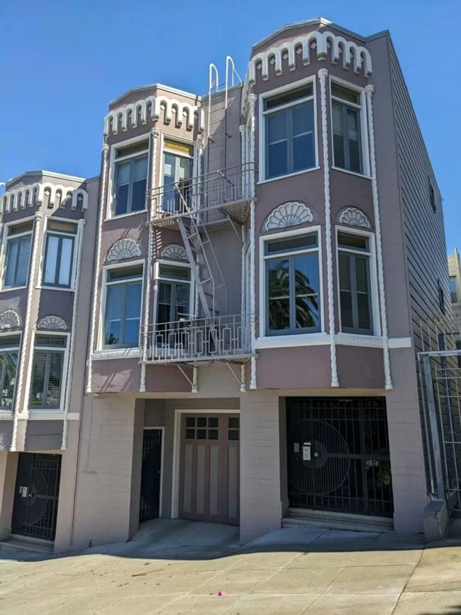 1125 Dolores St San Francisco, CA 94110