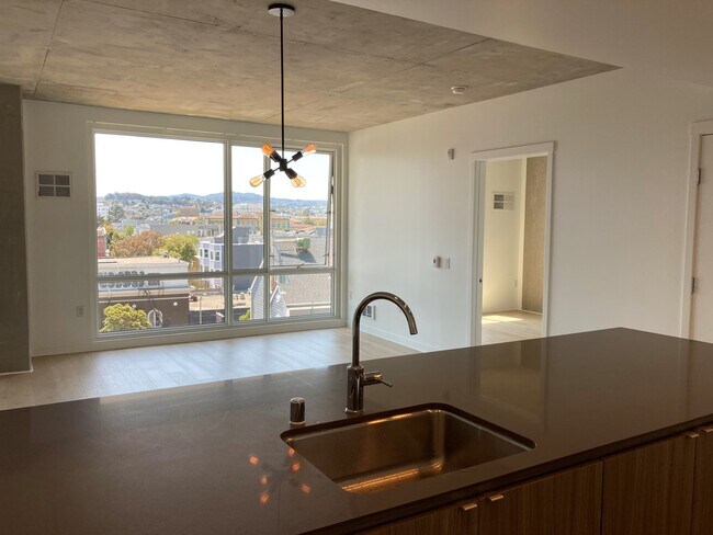 45 Bartlett St San Francisco, CA 94110 photo 5