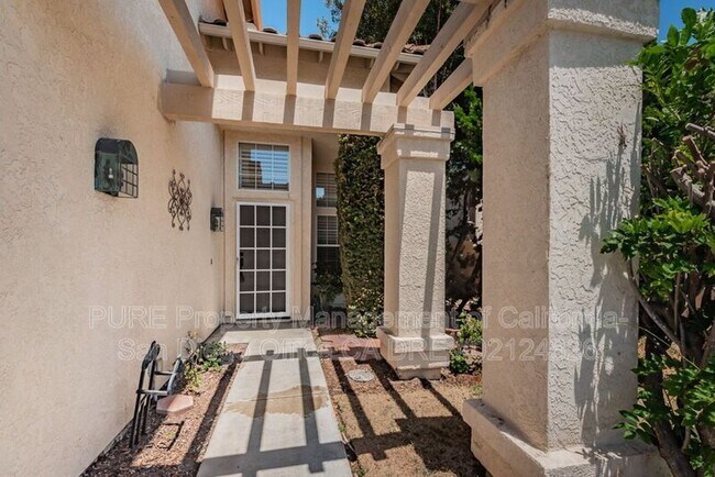 1580 Via Botero Oceanside, CA 92056 photo 3