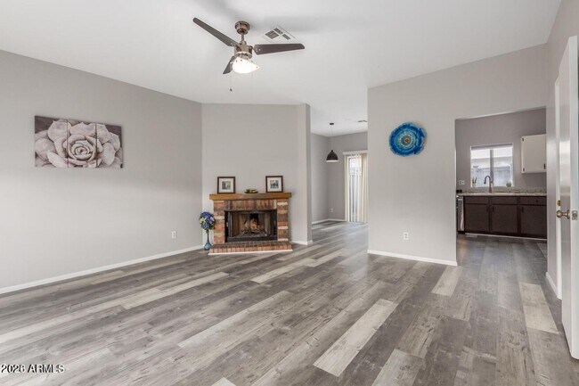 3320 W McRae Way Phoenix, AZ 85027 photo 5