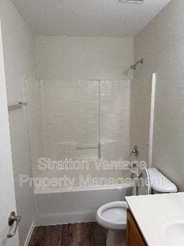 7743 W Northview Ave Glendale, AZ 85303 photo 4