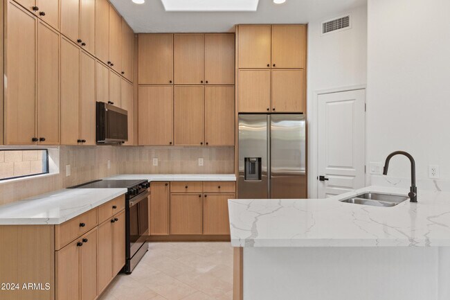 14971 N 100th Way Scottsdale, AZ 85260 photo 5