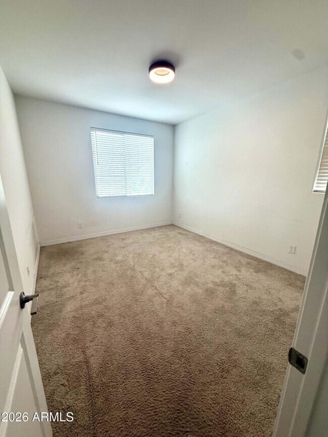 5731 S Labelle Mesa, AZ 85212 photo 4