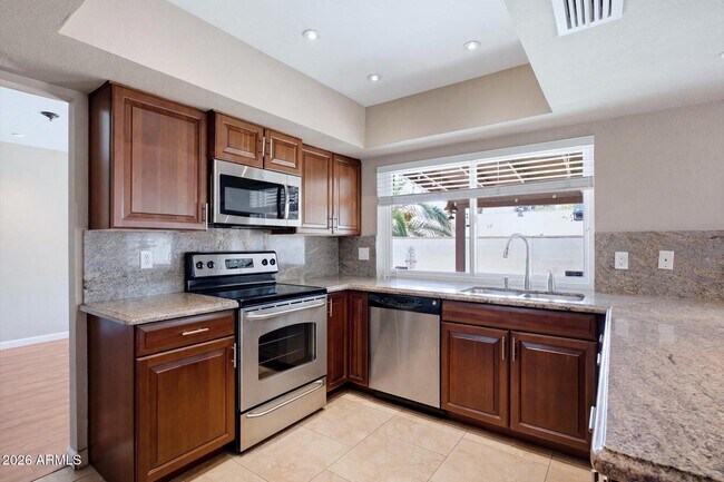 6259 E Acoma Drive photo 4