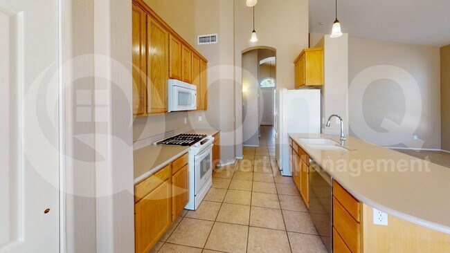 7644 E Regina St Mesa, AZ 85207 photo 5