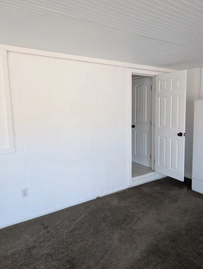 2314 Edgerton Dr Lemon Grove, CA 91945 photo 3